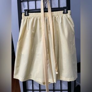 #76 Mr Max Lightweight Yellow Shorts w Belt